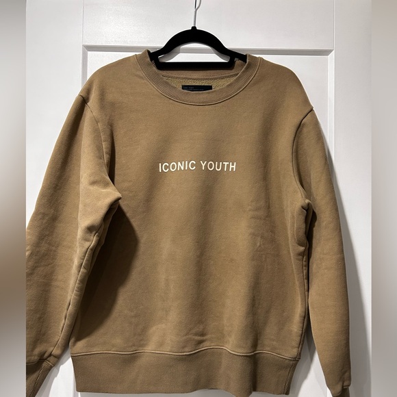Oak and Fort Sweatshirt🤎 - Picture 1 of 4